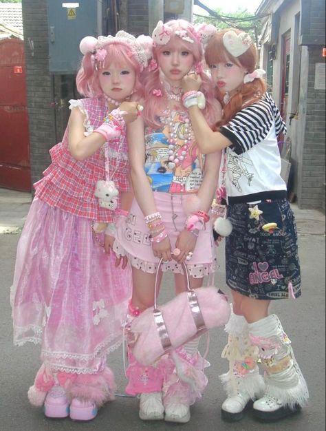 Meta Angel, Decora Harajuku, Harajuku Decora, Kawaii Outfit Ideas, 2000s Japanese Fashion, Kawaii Outfit, Kei Fashion, Harajuku Outfits, Gyaru Fashion