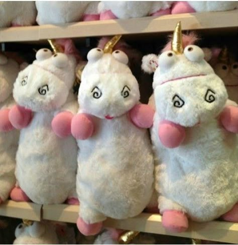 Unicorn Plushies, Minion Christmas, Plush Unicorn, Unicorn Toys, Unicorn Plush, Disney Shop, Cat Family, Willy Wonka, Christmas Gifts For Girls