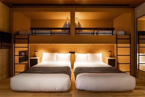 Trunk Hotel, Bunk Room Ideas, Modern Bunk, Bunk Bed Room, Bunk Bed Rooms, Adult Bunk Beds, Bunk Beds Built In, Built In Bunks, Bunk Rooms