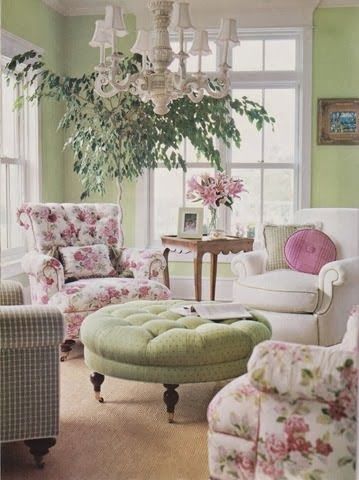 When you think of pink and green decor, Lilly Pulitzer, Dorothy Draper and Carlton Varney come to mind. Their bold use of these colors ha... Camera Shabby Chic, Romantic Living Room, Muebles Shabby Chic, Chic Living Room Decor, Decoration Shabby, Shabby Chic Living, Decor Ikea, Shabby Chic Living Room, Shabby Chic Bedroom