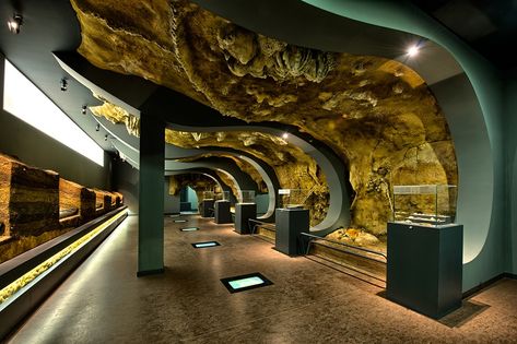 15 Best Things to Do in Santander (Spain) - Page 4 of 15 - The Crazy Tourist Rock Museum, Santander Spain, Museum Interior, Museum Exhibition Design, Interactive Museum, Museum Design, Nature Museum, Museum Displays, Virtual Museum