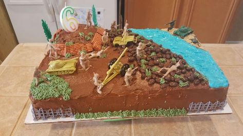 Army Scene Cake, Army Guy Birthday Cake, Army Sheet Cake Ideas, Army Battlefield Cake, Army Guy Cake, Army Birthday Cake Ideas, Army Man Birthday Cake, Army Men Birthday Cake, Army Sheet Cake