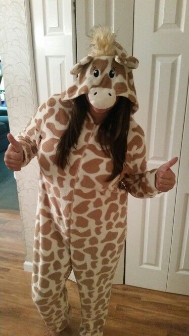 Giraffe Onsie :) best $18 I ever spent. Find it at walmart! Giraffe Onesie, Giraffe Costume, Animal Onesie, Day List, Big Little Reveal, Cute Giraffe, Birthday Wishlist, Giraffes, Art References