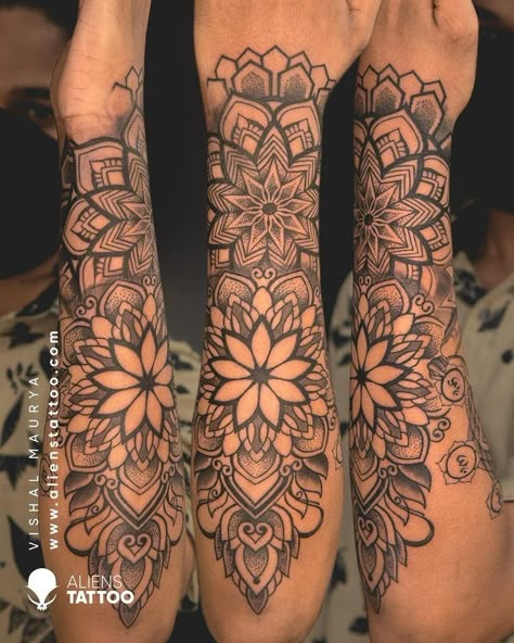 Forearm Mandala Tattoo, Mandala Arm Tattoos, Mandala Tattoos For Women, Mandela Tattoo, Mandala Hand Tattoos, Mandala Tattoo Sleeve, Arm Sleeve Tattoos For Women, Cuff Tattoo, Feminine Tattoo Sleeves