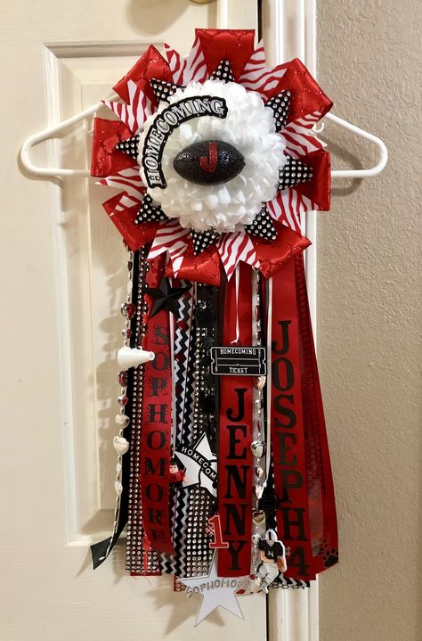 Red, white & Black Homecoming Mum Red And Black Garter Homecoming, Red Black And White Homecoming Mums, Red And Black Mums Homecoming, Red Mums Homecoming, Black Homecoming Mum, Hello Kitty Senior, Mum Homecoming, Homecoming 2022, School Traditions