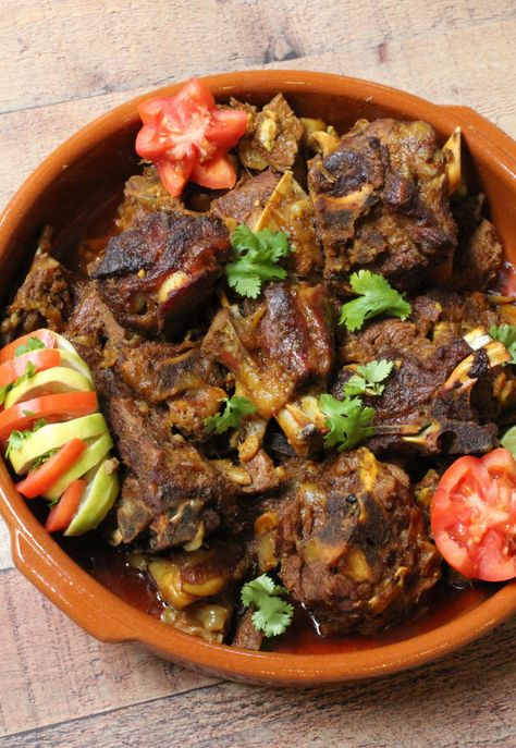 Slow Roasted Lamb, Yemeni Food, Slow Roast Lamb, Roasted Lamb, I Am So Blessed, Lamb Dishes, Eastern Cuisine, Moroccan Food, Persian Food