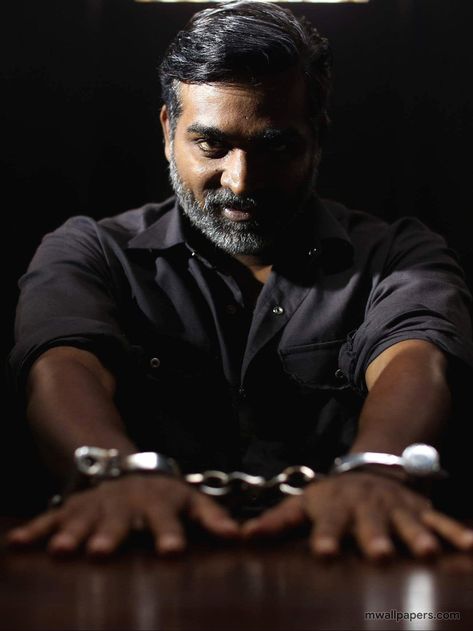 Vikram Vedha Movie Images, Best Home Screen Wallpaper, Screen Printing Illustration, Vikram Vedha, Vijay Sethupathi, Action Pictures, Lock Screen Wallpaper Iphone, Screen Wallpapers, Vijay Actor