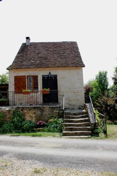 Tiny Stone Cottage, Small Stone Cottage, Little Cottages, Stone Cottages, Small Cottages, A Small House, Cottage Cabin, Dream Cottage, Casa Exterior