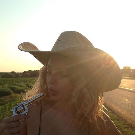 Alana Champion Fan Acc — Cowgirl Paris Texas Aesthetic, Raven Core, Jersey Giant, Preachers Daughter, Dani California, Looks Hippie, The Last Ride, Americana Aesthetic, Alana Champion