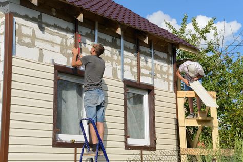 Insulated Vinyl Siding, Renovation Facade, Vinyl Siding Installation, Siding Repair, Replacing Siding, Roof Restoration, Types Of Siding, Hardie Siding, Installing Siding