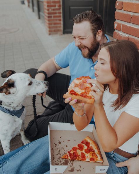 Love at first slice …. for Roger obviously 🐶🍕 Date Pizza, Playful Photoshoot, Couple Photoshoot Engagement, South Dakota Wedding, Pizza Photo, Engagement Videos, Engagement Photography Poses, Anna Lee, Eating Pizza