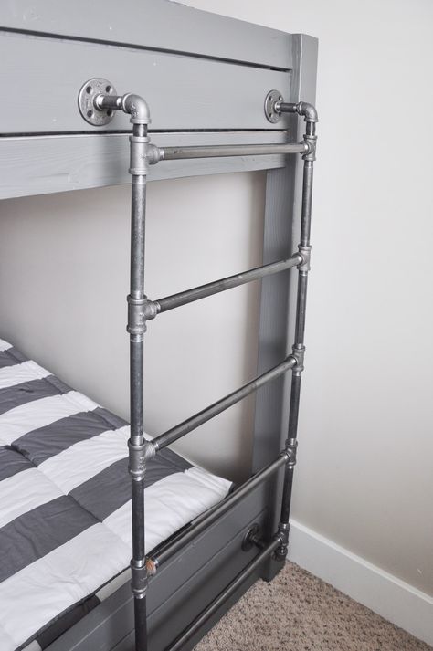 Get the Free Plans for this DIY Industrial Bunk Bed! Industrial Bunk Beds, Pipe Ladder, Bunk Bed Designs For Teens, Bunk Beds For Boys Room, Bed Ladder, Bunk Beds Boys, Bunk Bed Ladder, Stair Plan, Bunk Bed Plans