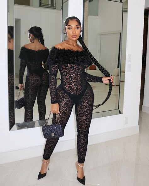 #1 Fashion Boutique 💗 on Instagram: "NEW — “Chic Lace Jumpsuit” 🖤 www.auttysimone.com"