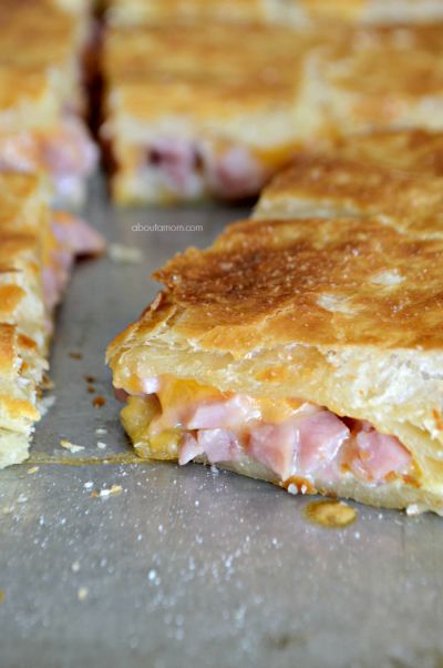 Pickle Onions, Ham And Cheese Puff Pastry, Ham Cheese Puff Pastry, Puff Pastry Recipes Savory, Roast Beef Sandwich, Cheese Puff, Cheese Puff Pastry, Leftover Ham Recipes, Cheese Pastry