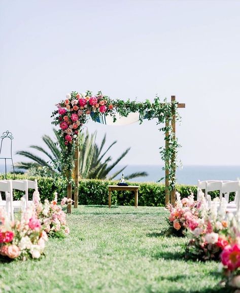 Grace Ormonde Wedding Style’s Instagram photo: “The Pacific Ocean provides an idyllic backdrop for outdoor wedding ceremonies at @belairbayclub. 💗 Floral Design: @royalbeeflower.co 📸:…” Beach Wedding Backdrop, Huppah Wedding, Grace Ormonde Wedding Style, Club Events, Aisle Flowers, Wedding Inspiration Board, Outdoor Wedding Decorations, Romantic Decor, Outdoor Wedding Ceremony