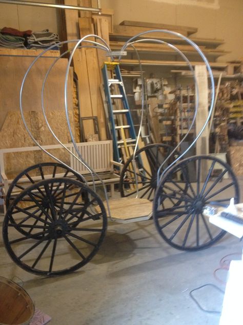 Diy Cinderella Carriage, Rocking Elephant, Cinderella Musical, Cinderella's Carriage, Cinderella Birthday Party, Balloon Frame, Horse Shop, Giant Pumpkin, Cinderella Carriage