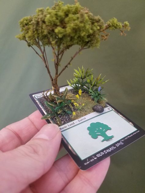 Ixalan forest life counter, for keeping spindown dice on. By old_snail on Instagram. . . #oldsnail #miniatures #minis #oldsnailminiatures #tabletopgaming #tabletopgames #mtg #mtgtoken #magicthegathering #tcg Mtg Diy Projects, Mtg Display, Magic The Gathering Crafts, Mtg Crafts, Magic Card Game, Playing Card Crafts, Dnd Diy, Mtg Altered Art, Forest Life