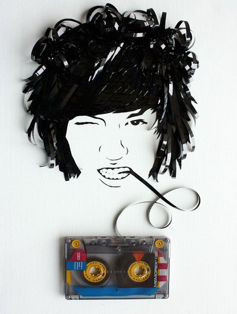 Cassette Tape Art, Ghost In The Machine, Book Origami, Tape Art, Upcycled Art, Deco Retro, Recycled Art, Conceptual Art, Cassette Tapes