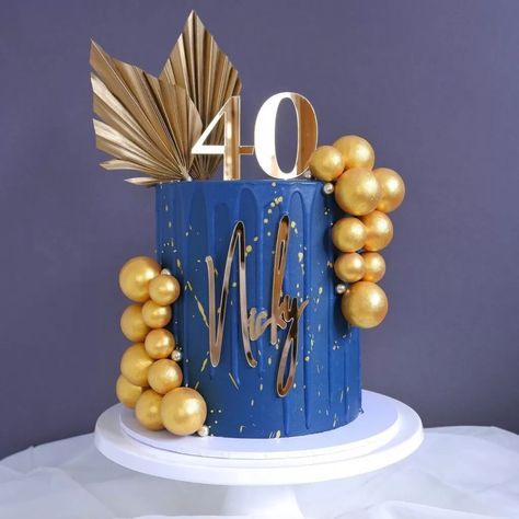 40th birthday party ideas 40th Birthday Cakes For Men, 40th Birthday Party Ideas, 40th Birthday Men, Buttercream Birthday Cake, 40th Cake, Bottle Cake, Gold Birthday Cake, 21st Birthday Cakes, 30 Birthday Cake