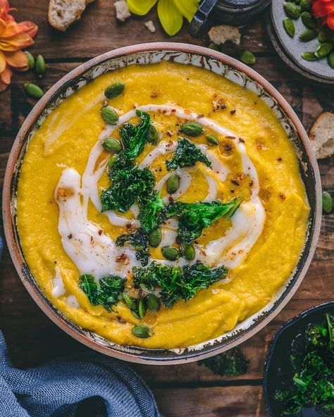 Vegan Cheese Boards, Thanksgiving Veggies, Leftover Ideas, Vegan Turkey, Vegan Food Recipes, Vegan Cashew Cheese, Vegan Pumpkin Recipes, Vegan Pumpkin Pie, Vegan Thanksgiving Recipes