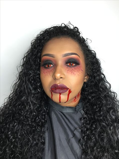 #vampirecostume #vampirecosplay #vampiremakeup #gory #gorymakeup #trueblood #vampirediaries #vampire #theoriginals #vanhelsing Vampire Makeup Looks, Black Vampire, Vampire Makeup, Van Helsing, Vampire Costume, Vampire Diaries, Halloween Face, Face Makeup, Halloween Face Makeup