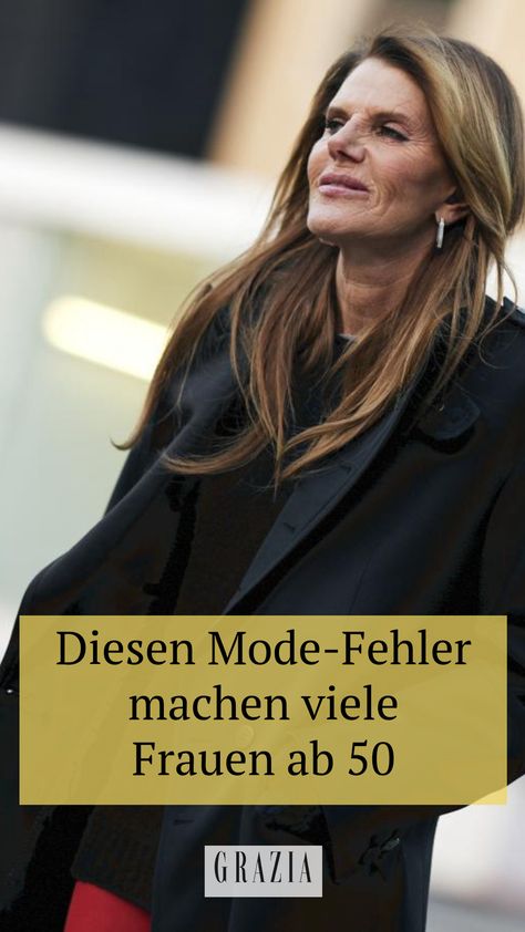 Frauen ab 50 dürfen stolz auf ihr Alter – und ihren Stil – sein. Welche Mode-Fehler sie trotzdem vermeiden sollten, liest du hier. Mode Outfits Ab 50, Loafers Outfit Women, Mode Over 50, Mode Ab 50, Loafers Outfit, Mode Inspiration, Party Outfit, Winter Outfits, Collage