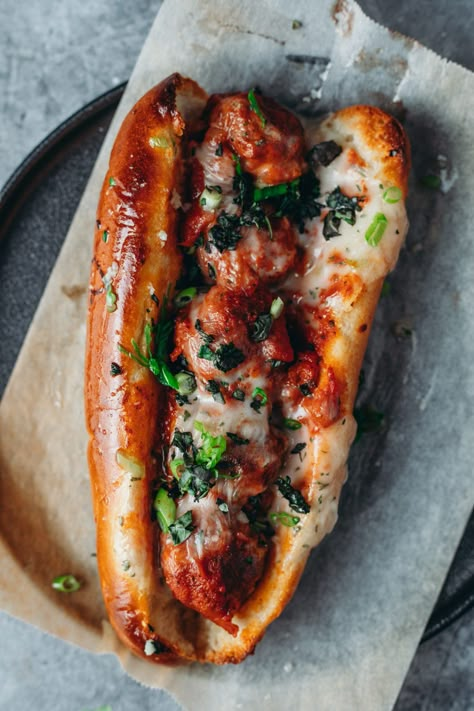 Subway Copycat, Meatball Sub Recipe, Mains Recipes, Vegetarian Meatballs, Italian Meatball, Meatball Sub, Vegan Meatballs, Meatball Subs, Vegan Italian