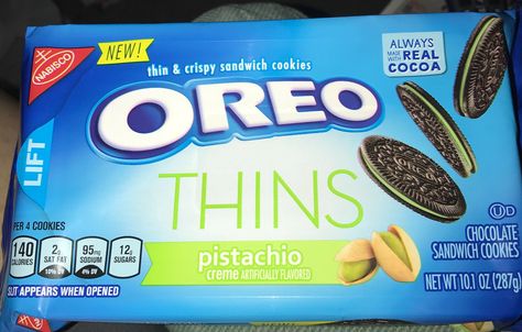 Oreo Sandwich Cookies, Oreo Squishy, Oreo Thins Dessert, Oreo Taba Squishy, Oreo Thins, Grocery Haul, Cookie Calories, Sandwich Cookies, Food Items