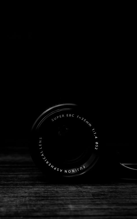 #black #camera #dark #lens #optics #Technologies. Read more: https://wallpapershd.info/wallpaper-dark-camera-lens-optics-black-1584143403.html Check more at https://wallpapershd.info/wallpaper-dark-camera-lens-optics-black-1584143403.html Black Camera Wallpaper, Camera Lens Wallpaper, Cannon Camera, Camera Wallpaper, Media Poster, Iphone Black, Leica Camera, Wallpaper Dark, Social Media Poster