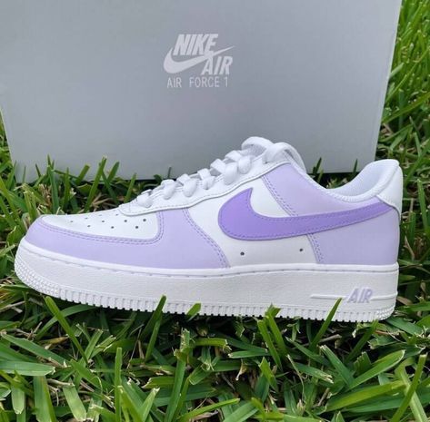 Purple And White Air Force 1, Purple Nike Aesthetic, Nike Aesthetic Shoes, Purple Air Force 1, Purple Nike Shoes, Easter Shoes, Nike Aesthetic, Shoes Pastel, Future Clothing