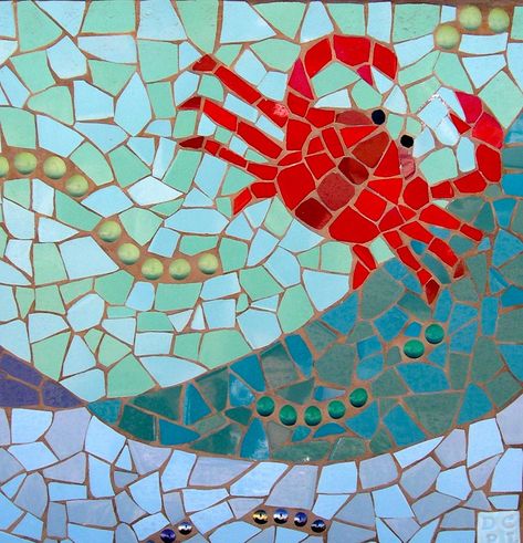 Sea Life Mosaics Mosaic Sea Life, Beach Cities, Mosaic Tiles Crafts, Mosaic Furniture, Mosaic Animals, Mosaic Art Projects, Mosaic Tile Art, Glass Mosaic Art, Mosaic Artwork