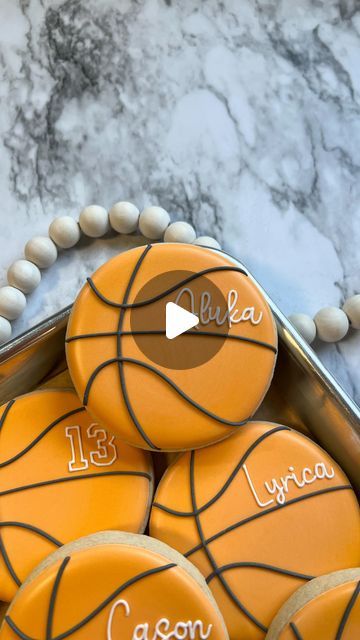 Breanna Deeds on Instagram: "Basketball cookies 🏀  #customcookies #decoratedcookies #cookiesofinstagram #cookieart #edibleart #cookiedecoratingvideos #oddlysatisfying #satisfyingvideos #basketballcookies" Basketball Royal Icing Cookies, Basketball Birthday Cookies, Basketball Cookies Royal Icing, Sports Cookies Decorated, Basketball Cookies Decorated, Basketball Cookie Cake, Basketball Sugar Cookies, Basketball Party Food, Basketball Cookies