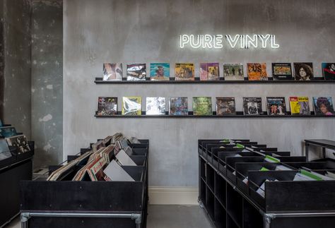 Music Store Design, Web Design Inspiration Layout, Hotel Restaurant Design, Vinyl Record Shop, Record Room, Vinyl Store, House Paint Interior, City Of London, Record Shop