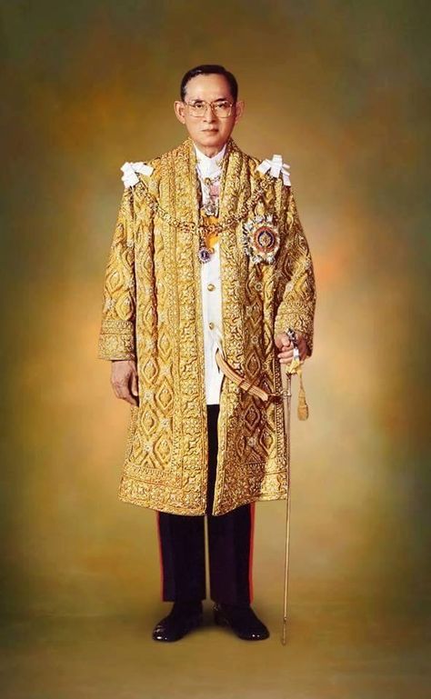 King Rama 10, King Phumipol, King Thailand, King Bhumipol, King Rama 9, Thai Royal Family, Thai King, Queen Sirikit, King Bhumibol Adulyadej