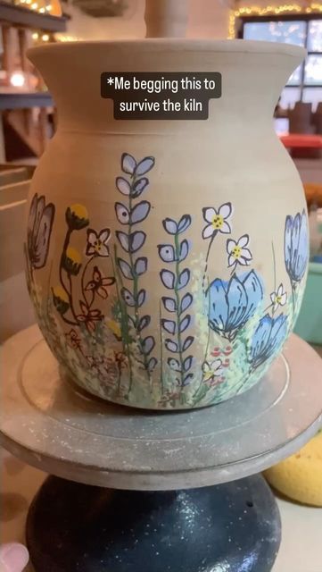 Flora House Pottery on Instagram: "That time I decided to test out all of my new underglazes on one pot. ⠀⠀⠀⠀⠀⠀⠀⠀⠀⠀⠀⠀ ⠀⠀⠀⠀⠀⠀⠀⠀⠀⠀⠀⠀ ⠀⠀⠀⠀⠀⠀⠀⠀⠀⠀⠀⠀ ⠀⠀⠀⠀⠀⠀⠀⠀⠀⠀⠀⠀ ⠀⠀⠀⠀⠀⠀⠀⠀⠀⠀⠀⠀⠀⠀⠀⠀⠀⠀⠀⠀⠀⠀⠀⠀ ⠀⠀⠀⠀⠀⠀⠀⠀⠀⠀⠀⠀ ⠀⠀⠀⠀⠀⠀⠀⠀⠀⠀⠀⠀ #pottery #handmadepottery #ceramics #flora #underglaze" Ceramics Underglaze Painting, Underglazes On Pottery, Pottery Underglaze Designs, Underglaze Transfer Pottery, Underglaze Pencil Pottery, Underglazing Pottery, Underglazed Ceramic, Underglaze Flowers, Pottery Vase Painting Ideas