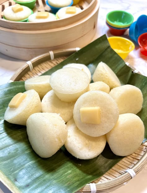 Puto (Filipino Steamed Cakes) | Iankewks Filipino Breakfast, Filipino Snacks, Steamed Cake, Steam Recipes, Sesame Sauce, Filipino Desserts, Sesame Chicken, Trending Recipes, Asian Desserts