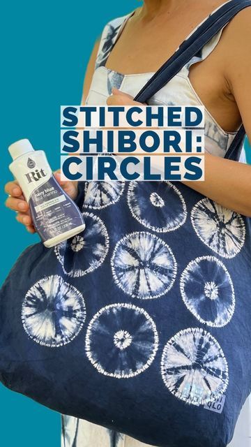 Stitched Shibori Patterns, Shibori Stitching, Best Fabric Paint, Shibori Fashion, Shibori Design, Stitched Shibori, Eco Printing Textiles, Adult Activities, Shibori Textiles