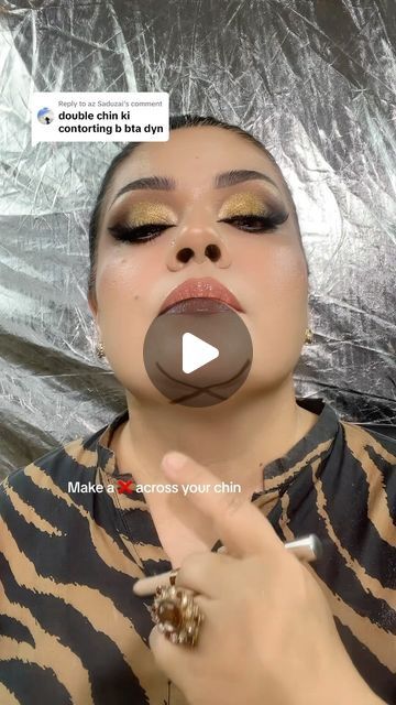 Double Chin Hacks, Double Chin Contouring, How To Cover Double Chin With Makeup, Makeup For Double Chin, Contour For Double Chin, Double Chin Makeup, How To Contour Double Chin, Contour Double Chin, Double Chin Contour