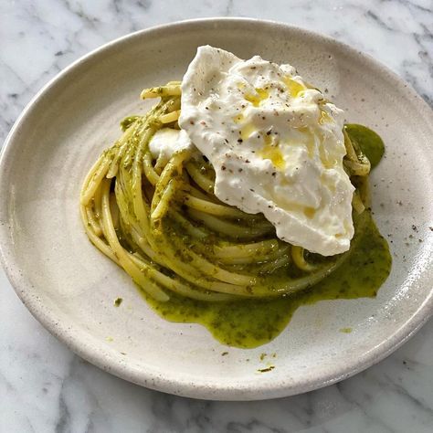 Burrata Pasta, Mint Pesto, Pistachio Pesto, Basil Pesto, Pesto Pasta, Party Plates, Pistachio, Hummus, We Need