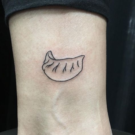 Dumpling Tattoo, Middle Of Back Tattoo, Snake Outline, Baby Elephant Tattoo, White Rabbit Tattoo, Rose Tattoo On Back, Couple Tat, Upper Back Tattoos, Coffee Tattoos