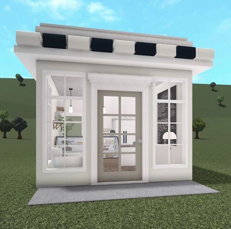 Bloxburg Cafe House, Small Town Layout Bloxburg, Small House Bloxburg, Mini Bloxburg House, Bakery Bloxburg, Bloxburg Builds Ideas, Bloxburg Town Layout, Bloxburg Bakery, Bloxburg Towns