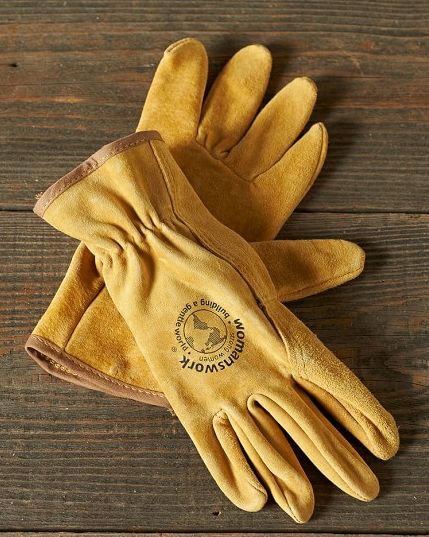 Chic Garden Attires You Need To Attend Your Garden | Leather Gardening Gloves, Garden Gloves, Hydroponic Farming, Leather Work Gloves, Hydroponics Diy, Gauntlet Gloves, Gardening Gear, Survival Gardening, Garden Tool Storage