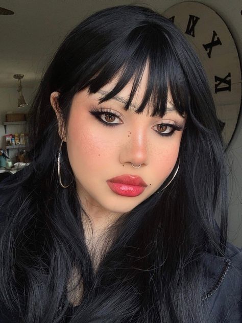 Subtle Alternative Makeup, Soft Goth Makeup Everyday, Egirl Makeup Soft, Goth Eye Makeup, Soft Goth, Makeup Soft, Character Makeup, Alternative Makeup, Cool Makeup Looks