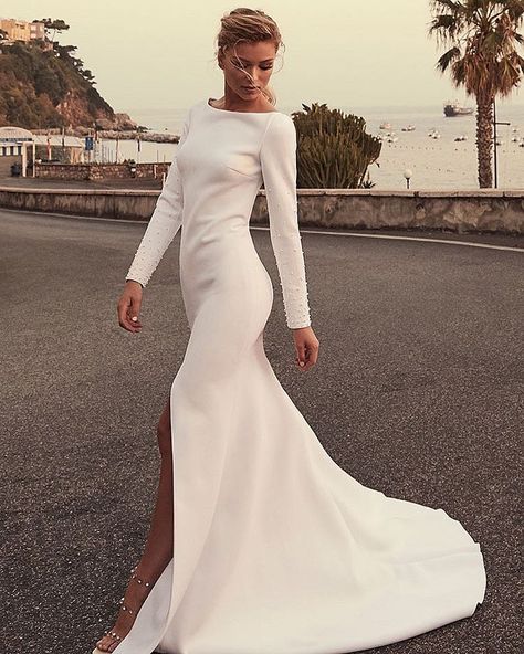 Bateau Wedding Dress, Split Wedding Dress, One Day Bridal, How To Dress For A Wedding, Royal Wedding Dress, Minimalist Wedding Dresses, Modest Wedding, Long Sleeve Wedding, Modern Wedding Dress