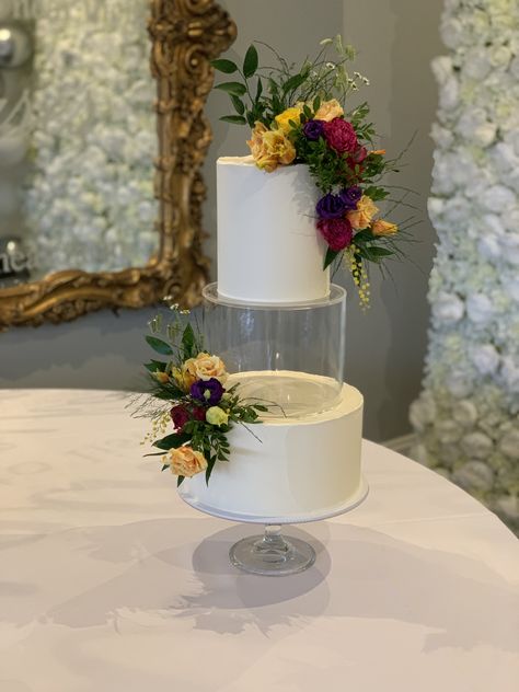 Cakes With Acrylic Tier, Wedding Cake Acrylic Tier, Cake With Acrylic Tier, 25th Cake, Happy Anniversary Gift, My Happy Birthday, Cake Magic, 2 Tier Wedding Cakes, Cake Decorating Flowers