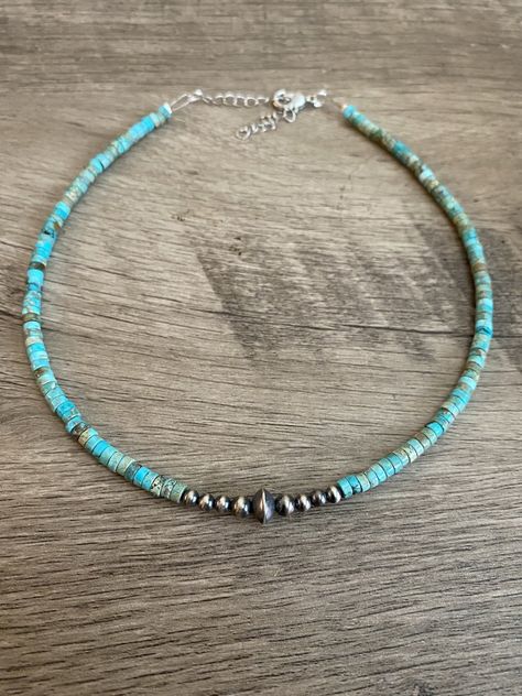 Western Jewerly, Grunge Western, Western Jewellery, Rodeo Jewelry, Turquoise Choker, Western Necklaces, Leather Choker Necklace, Bead Projects, Jewerly Making