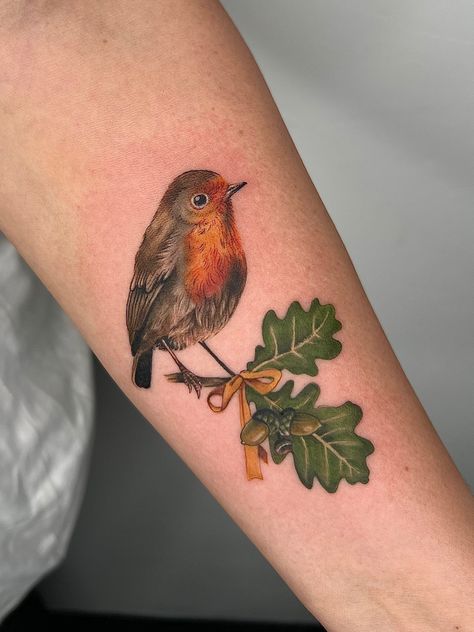 Sweet Realistic Robin tattoo by @missterritattoos - Uk tattoo artist Robin Bird Tattoos, Robin Tattoo, 15k Followers, Robin Bird, Tattoo Work, Birds Tattoo, Tattoo Design Drawings, Tattoo Artist, I Tattoo