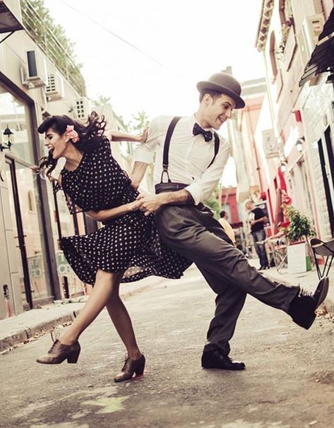 Lindy hop style clothes Swing Dance Outfit, Jitterbug Dance, Swing Dance Moves, Vintage Dance, Lindy Hop, Swing Dancing, Dance It Out, Photographie Portrait Inspiration, Swing Dance