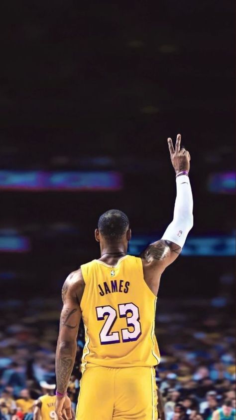 Nba Iconic Photos, Derrick Rose Wallpapers, Lebron 4, Lebron James Dunking, Lakers Wallpaper, Lebron James Wallpapers, Basketball Drawings, Nba Lebron James, Good Nicknames