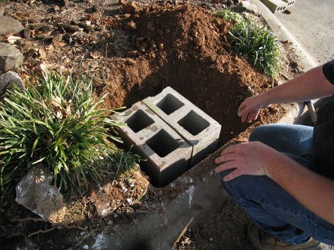 Stone Mailbox, Brick Mailbox, Brick Pillars, Mailbox Landscaping, Diy Mailbox, Brick Columns, Mailbox Design, Mailbox Post, Lawn Edging